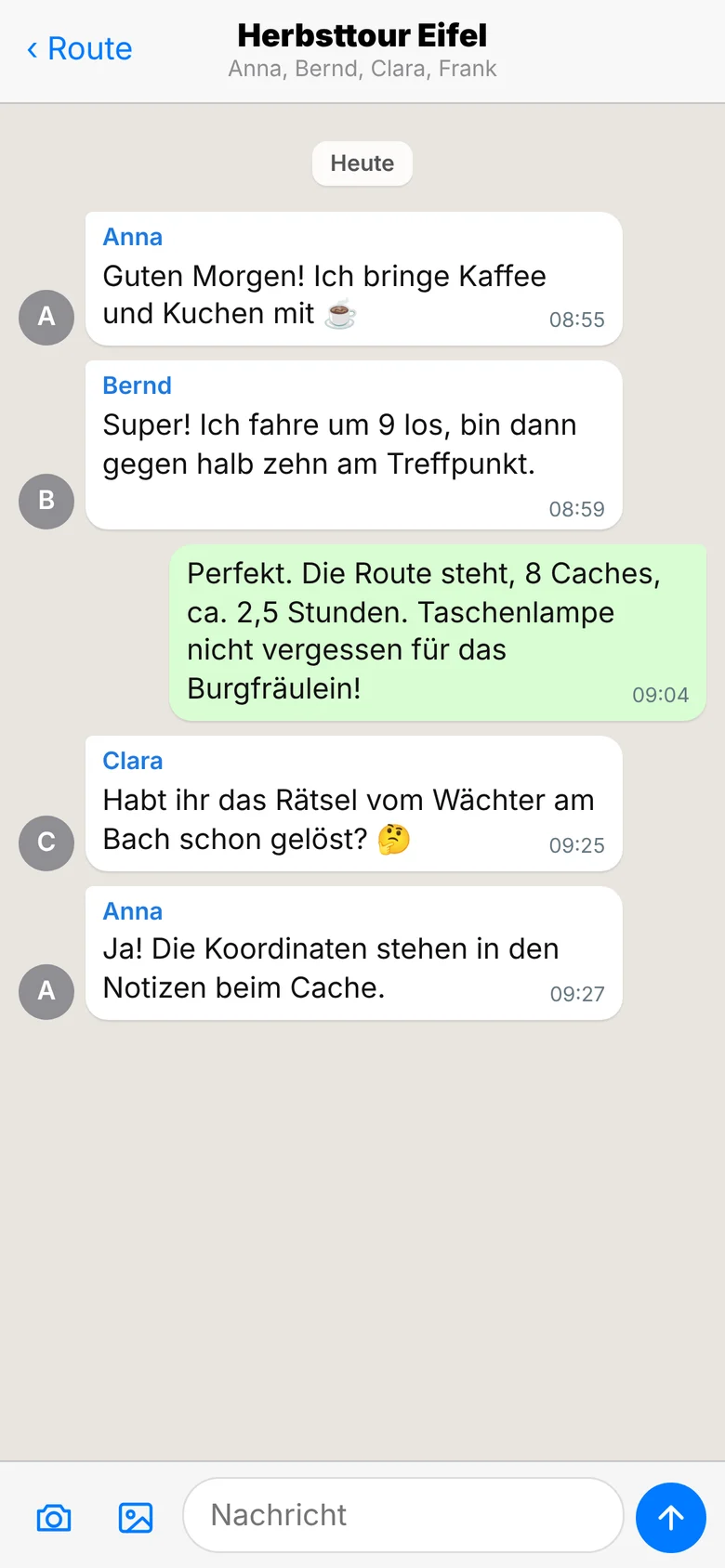 Chat der Route mit Nachrichten von vier Teilnehmern